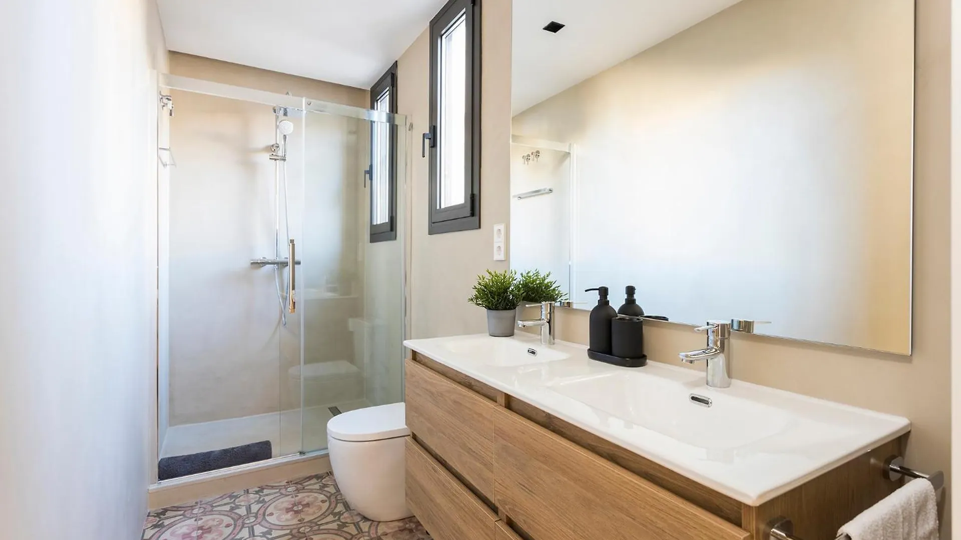 Enjoy Apartments La Riera One Barcelona