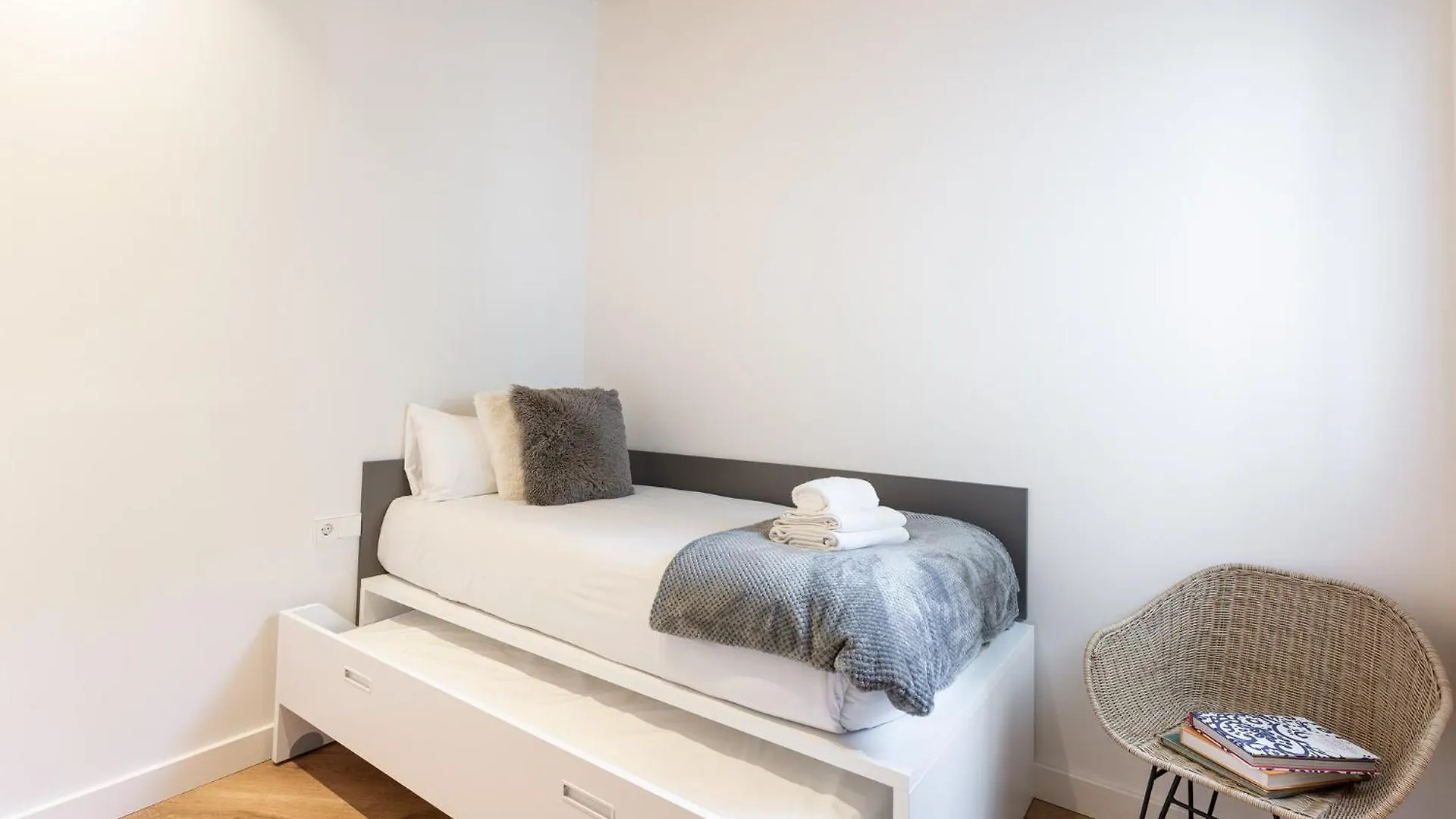 Enjoy Apartments La Riera One Barcelona